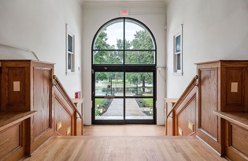 McMinnville Condo | Cozy 1BR condo in McMinnville, TN, perfect for couples or small families.