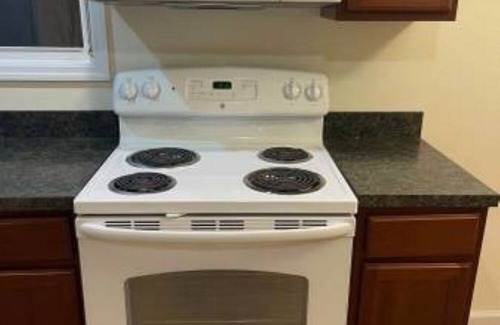Bethpage Apartment | Fully furnished 1 BR apartment just 2.1 miles away from the 2025 Ryder Cup.
