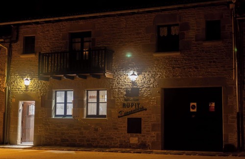 Rupit I Pruit House | RUPIT CASA L'ART