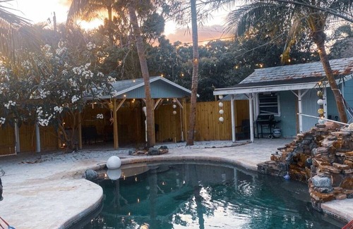 Hobe Sound House | Tropical Historic Pool Home, Hobe Sound