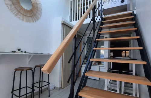 Hautevesnes House | Quiet, spacious country house 1 hour from Disney land. 1 h00 from Paris.