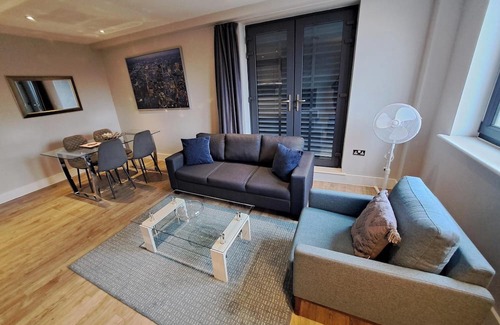 Walpole Apartment | National at Ealing Broadway