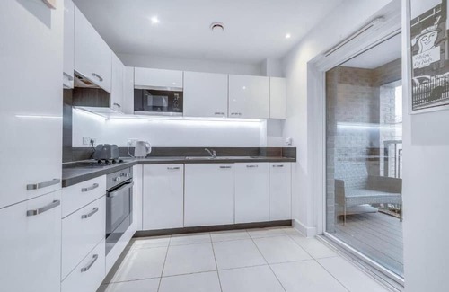 Alton Barnes Apartment | One Bedroom Serviced Accommodation in London Catford close to Lewisham
