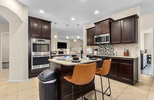 Temple House | Fire table|Pool Table|Movie Theatre|Arcade|14PPL