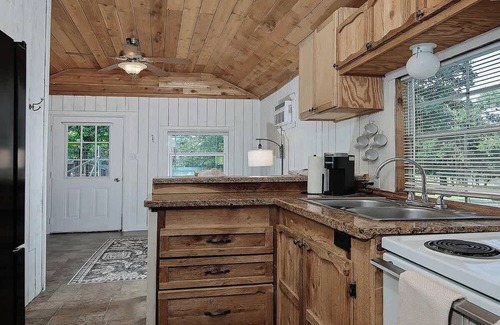 Centerville Cabin | The Omni Cabin At Our Texas Ranch
