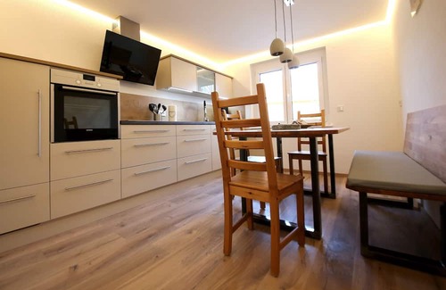 Unterkirnach Apartment | Apartment 'Holzwieb' with Private Terrace, Shared Garden and Wi-Fi