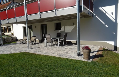 Unterkirnach Apartment | Apartment 'Holzwieb' with Private Terrace, Shared Garden and Wi-Fi