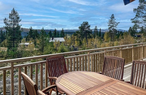 Sor-Fron House | 2 bedroom beautiful home in Gålå
