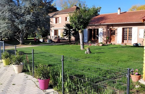 Rentieres Cottage | Cottage 'De La Fermette Aubepines' with Shared Pool, Private Terrace and Wi-Fi