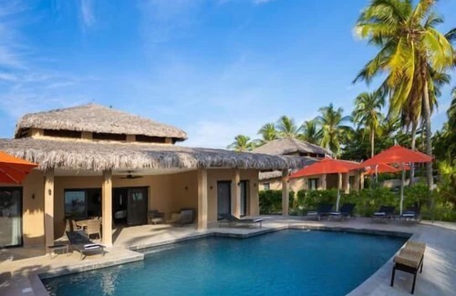 Ambondrona Villa | Alma Villa