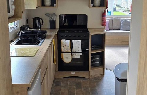 Flookburgh Cabin | Lakeland leisure park, sleeps up to 8