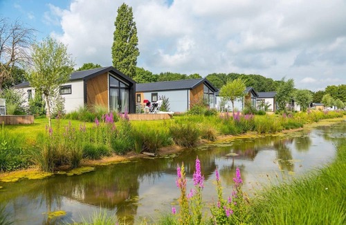 Kerkdriel House | Holiday house Kerkdriel for 1 - 4 persons with 2 bedrooms - Holiday home
