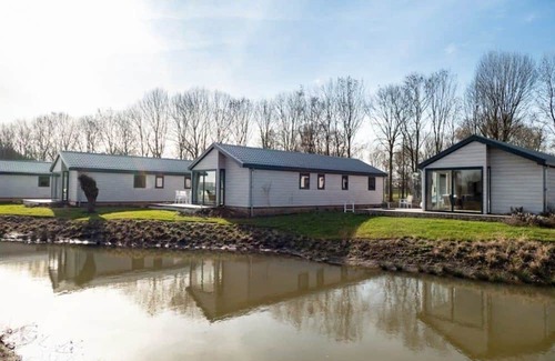 Kerkdriel House | Holiday house Kerkdriel for 1 - 4 persons with 2 bedrooms - Holiday home