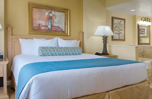 Lake Buena Vista Resort | Family Getaway at Wyndham Bonnet Creek Resort -Near Disney, Lazy River- 1 Bd Dlx