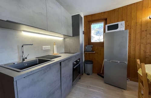 Praz-sur-Arly Apartment | Cozy 2-Room Apartment with Mountain View, Near Ski Slopes & Village - Sleeps 4