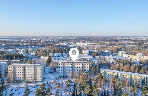 Itainen District Apartment | Top floor apartment, private free parking,nnear metro