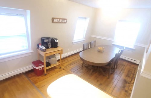 Newport Apartment | 'Alice' downtown Newport