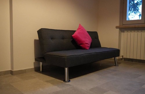 Monte San Giusto House | The tower room rentals monte san giusto The city of smiles