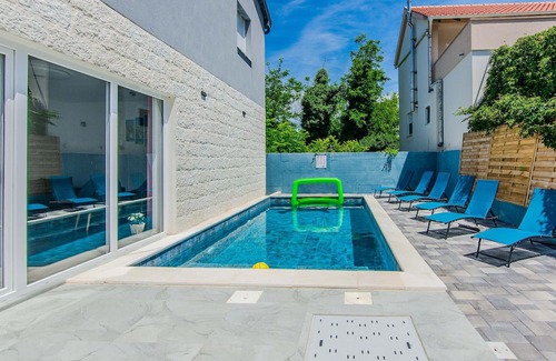 Vir House | Schönes Haus in Vir - CDA400