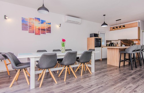 Vir House | Schönes Haus in Vir - CDA400