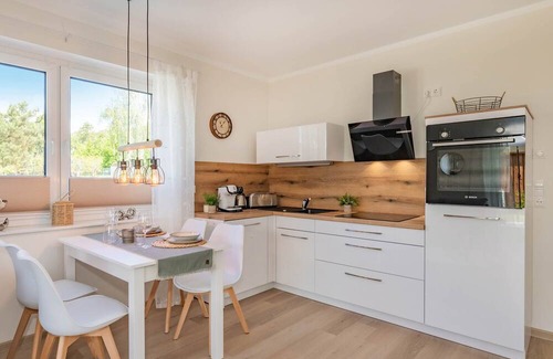 Ueckeritz Apartment | Cozy vacation home "Domizil zum Lerchengrund 03" in Ückeritz close to the beach