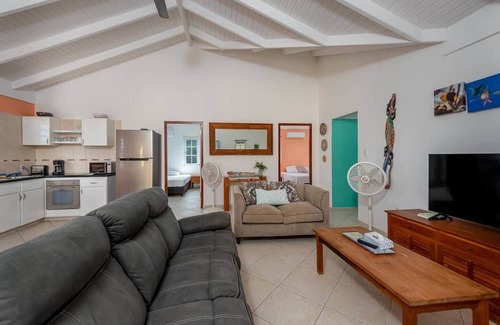 Hato Apartment | Gorgeous Upper Villa 2 BD 2.5 BA, Near Everything!