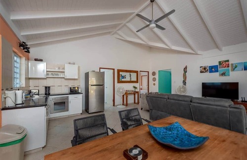 Hato Apartment | Gorgeous Upper Villa 2 BD 2.5 BA, Near Everything!