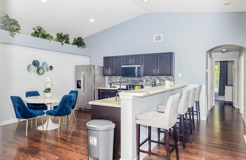 Vero Lake Estates House | Modern 4BR Home Open Concept, Private Gym, Near Beaches