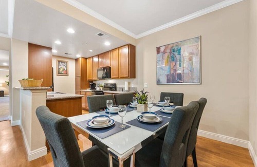 Reno Apartment | Stylish 3BR Apt with Pool, Gym & Basketball Court