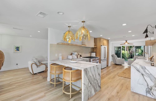 Fire Mountain House | Grandview Coastal Retreat