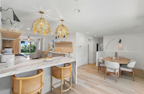 Fire Mountain House | Grandview Coastal Retreat