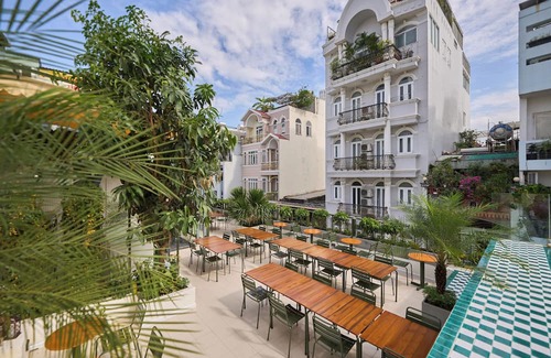 Downtown Ho Chi Minh City Apartment | Gemini Saigon BEN THANH Building