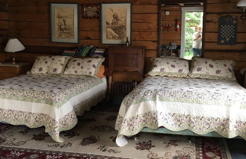 Tagish Resort | Private Cabin w/deck. 1 queen bed with opulent linens and comfort!