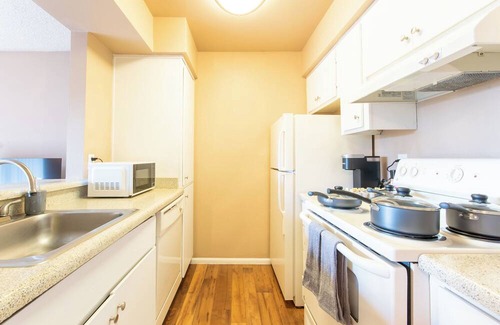 Mesa Apartment | Sleek Escape - Near Hospitals/Airport - Workspace