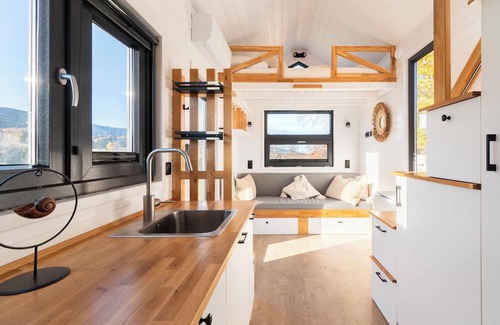 Reillanne House | Tiny Bohème | Domaine Paradis