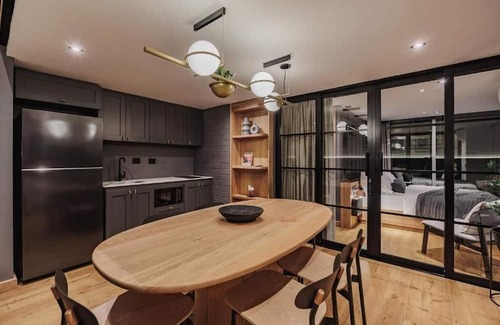 Las Lomas I Apartment | H10 Provenza