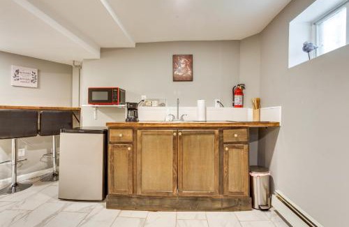 Elizabeth Apartment | Cozy Apartment 1 Mi to Elizabeth Transit Station!