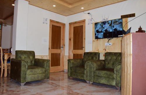 Manali House | Hotel Ishan Regency