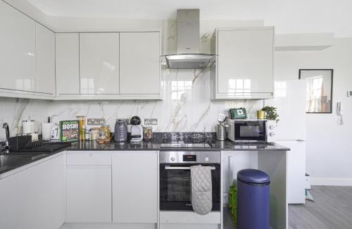 Chiswick Apartment | Chic Apartment In Chiswick, London With Free Parking