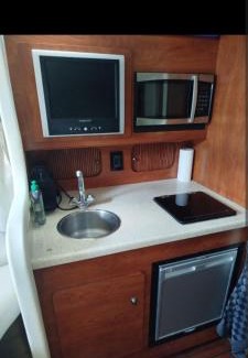 Le Barcares Boat Rental | Nuit insolite en bateau