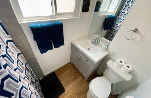 Ocean Beach Apartment | Lovely Studio only 1 Block to the Beach! (LB5)