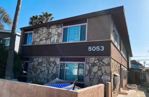 Ocean Beach Apartment | Lovely Studio only 1 Block to the Beach! (LB5)