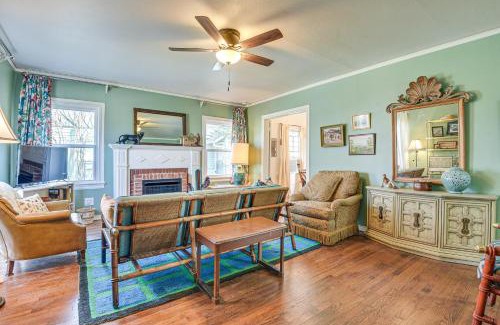 Fort Worth House | Quiet Fort Worth Home Less Than 1 Mi to TCU Campus!