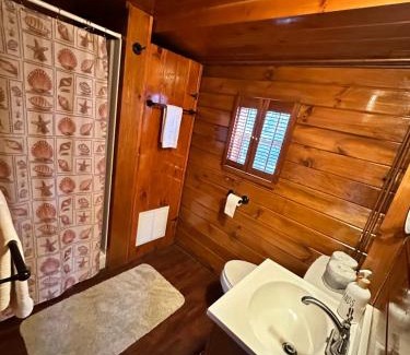 Weirs Beach House | Sun Valley Cottages
