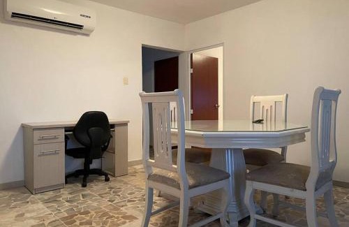 Culiacan House | Casa confortable. Dos. Recamaras. Sala comedor.