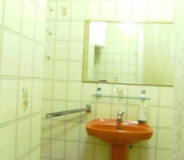 Cuatro Caminos House | Hostal Suárez