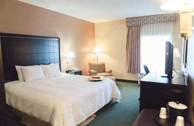 Hampton Inn Bloomington West