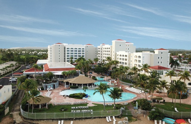 Embassy Suites by Hilton Dorado del Mar Beach Resort