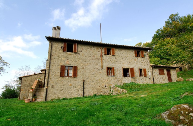A Stay Surrounded by Greenery - Agriturismo La Piaggia -App 2 Guests