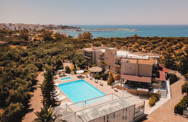 Apollo Resort Art Hotel